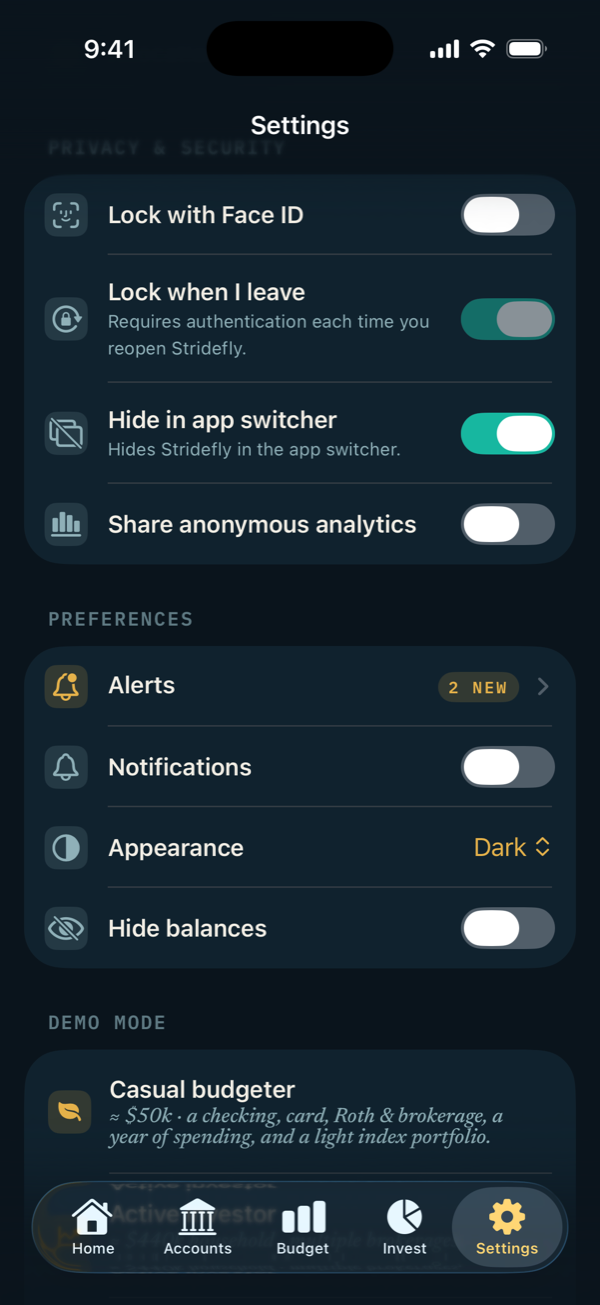 Privacy and security settings: Lock with Face ID off, Lock when I leave, Hide in app switcher on, Share anonymous analytics off, and Hide balances off.