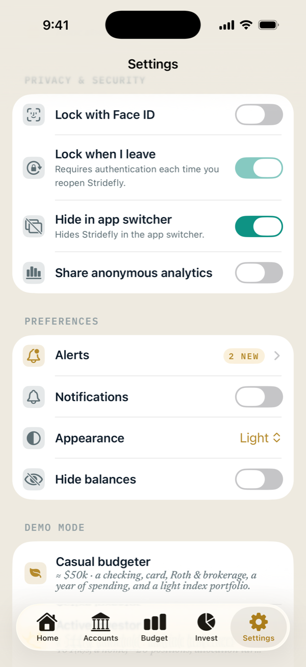 Privacy and security settings: Lock with Face ID off, Lock when I leave, Hide in app switcher on, Share anonymous analytics off, and Hide balances off.